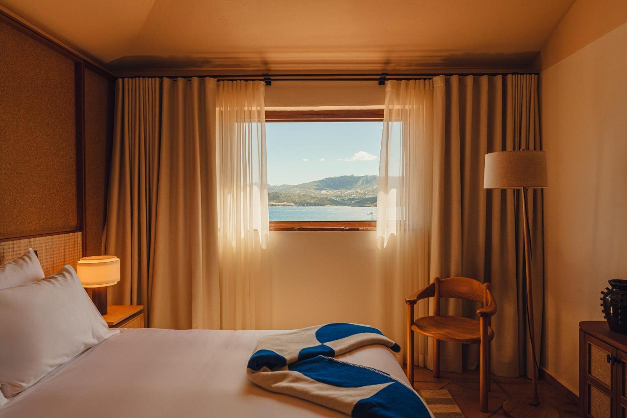 Aethos Sardinia Hotel Cannigione Exterior foto