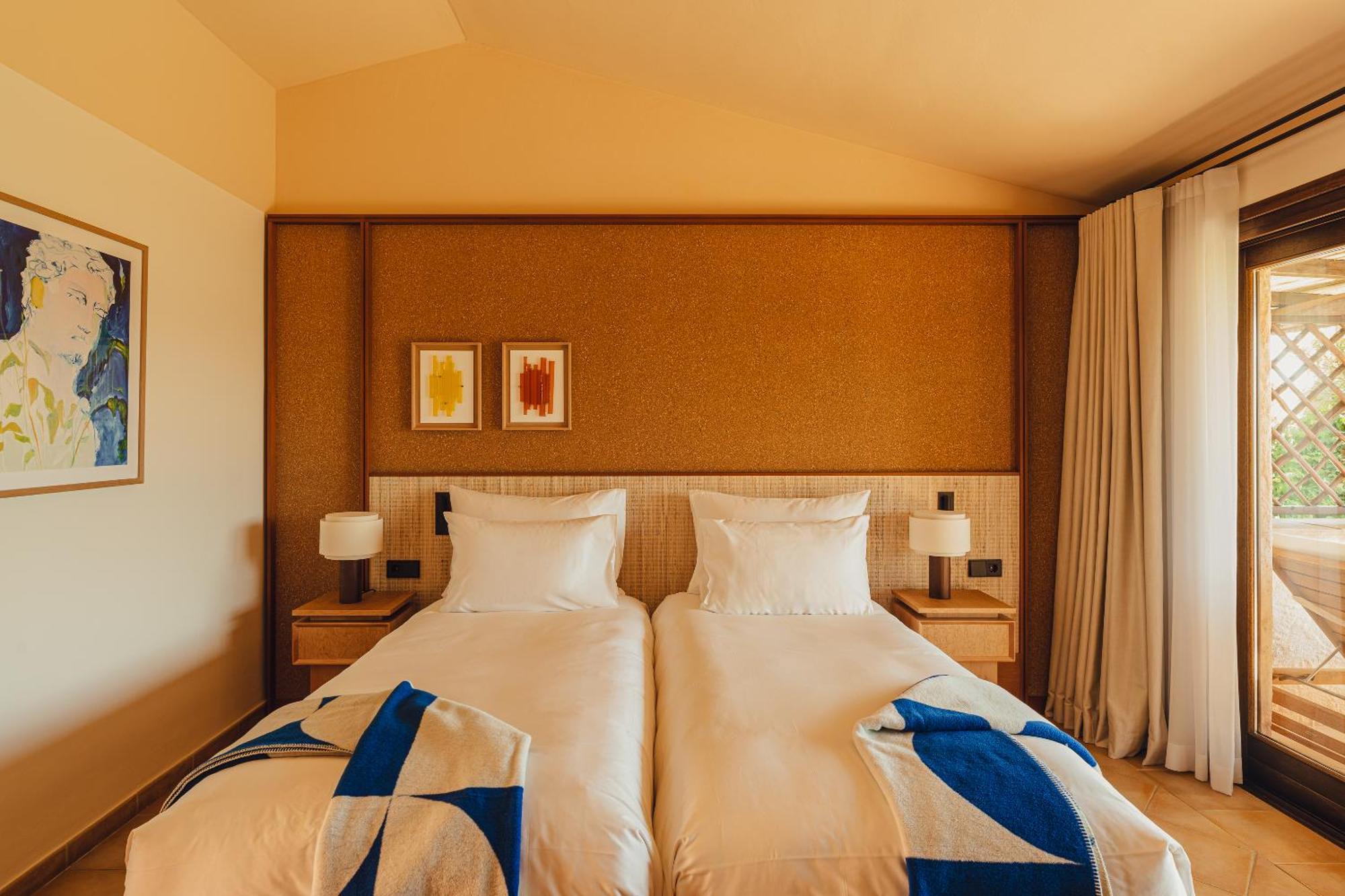 Aethos Sardinia Hotel Cannigione Exterior foto